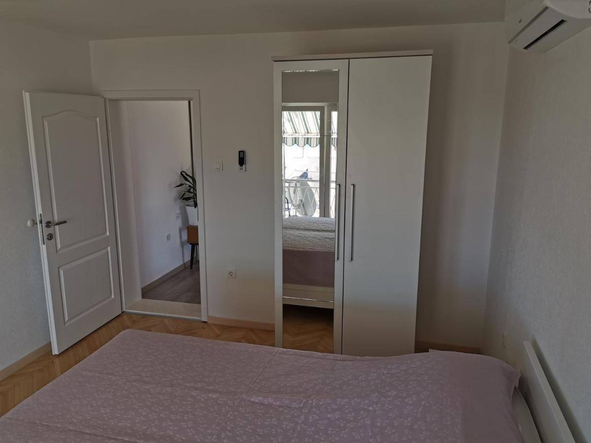 Apartman Adriatic Pavlinovic - Макарська Екстер'єр фото