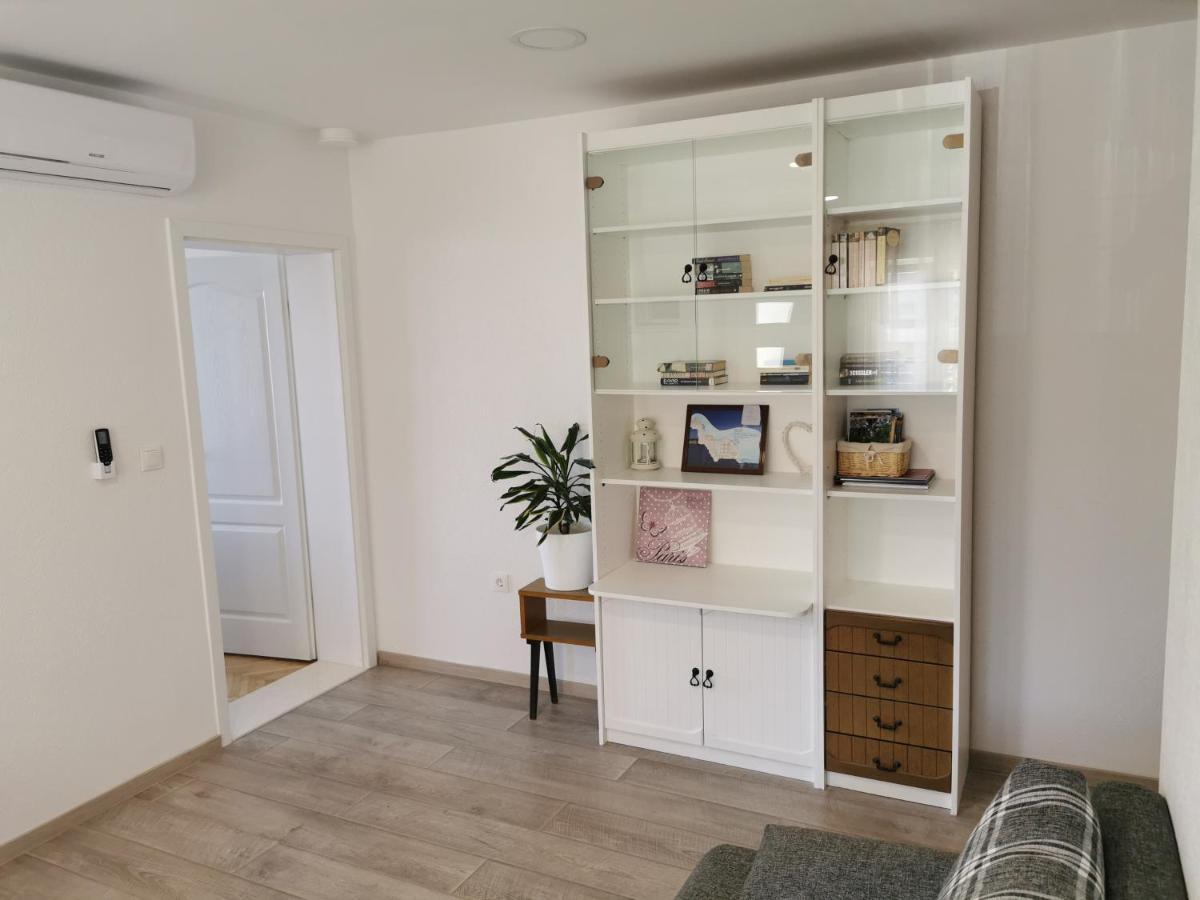 Apartman Adriatic Pavlinovic - Макарська Екстер'єр фото