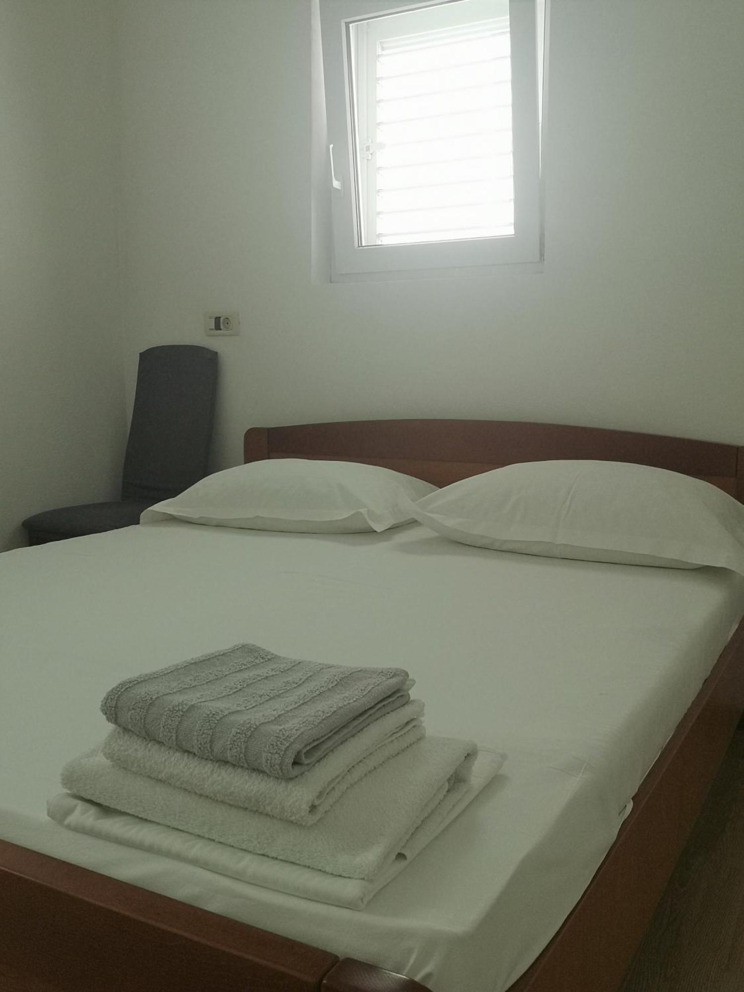 Apartman Adriatic Pavlinovic - Макарська Екстер'єр фото